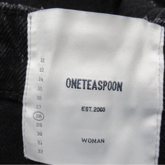 Cute jean skirt very nice designer - Picture 4 of 5